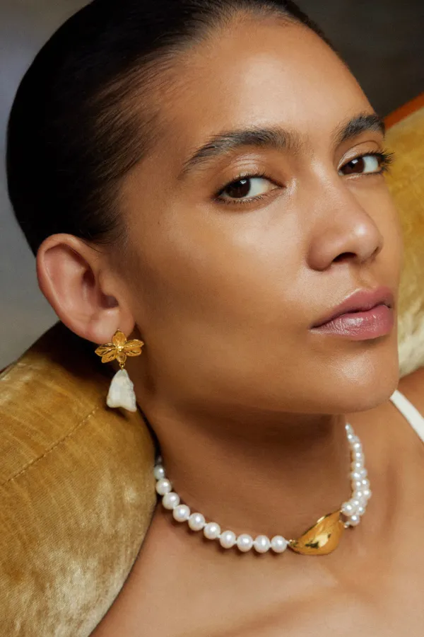 Chan Luu Necklaces^Falling Leaf Necklace White Pearl